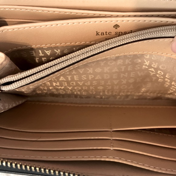 Kate Spade Wallet - Picture 4 of 5